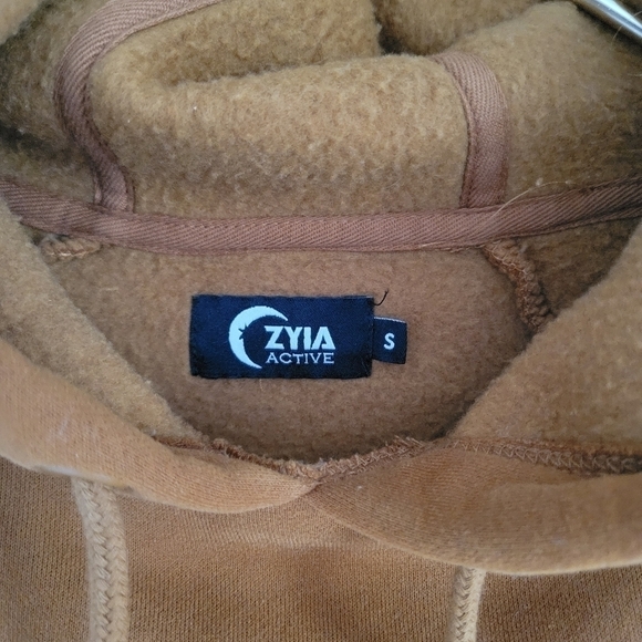 Zyia Camel Cropped Hoodie Drawstring Rust Burnt Orange Brown Logo Sleeve Small - Picture 10 of 10